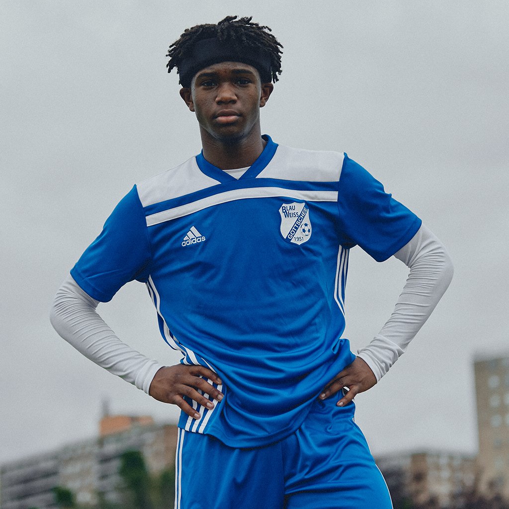 3 Factors to Consider When Buying a Soccer Jersey Storelli