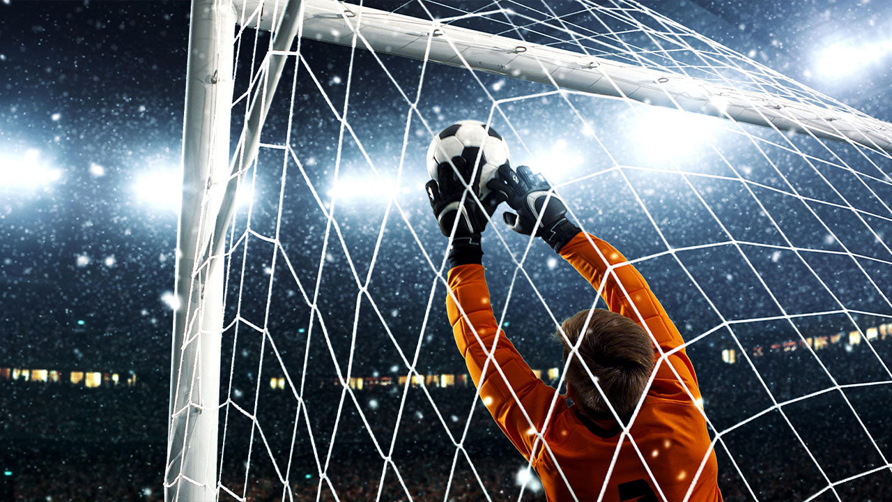 How to Be a Good Keeper in 2025: Skills, Drills &amp; Mindset Tips