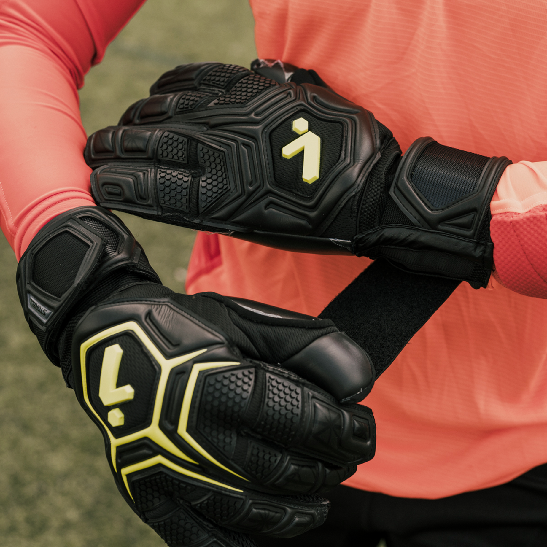 Pro 3 Glove