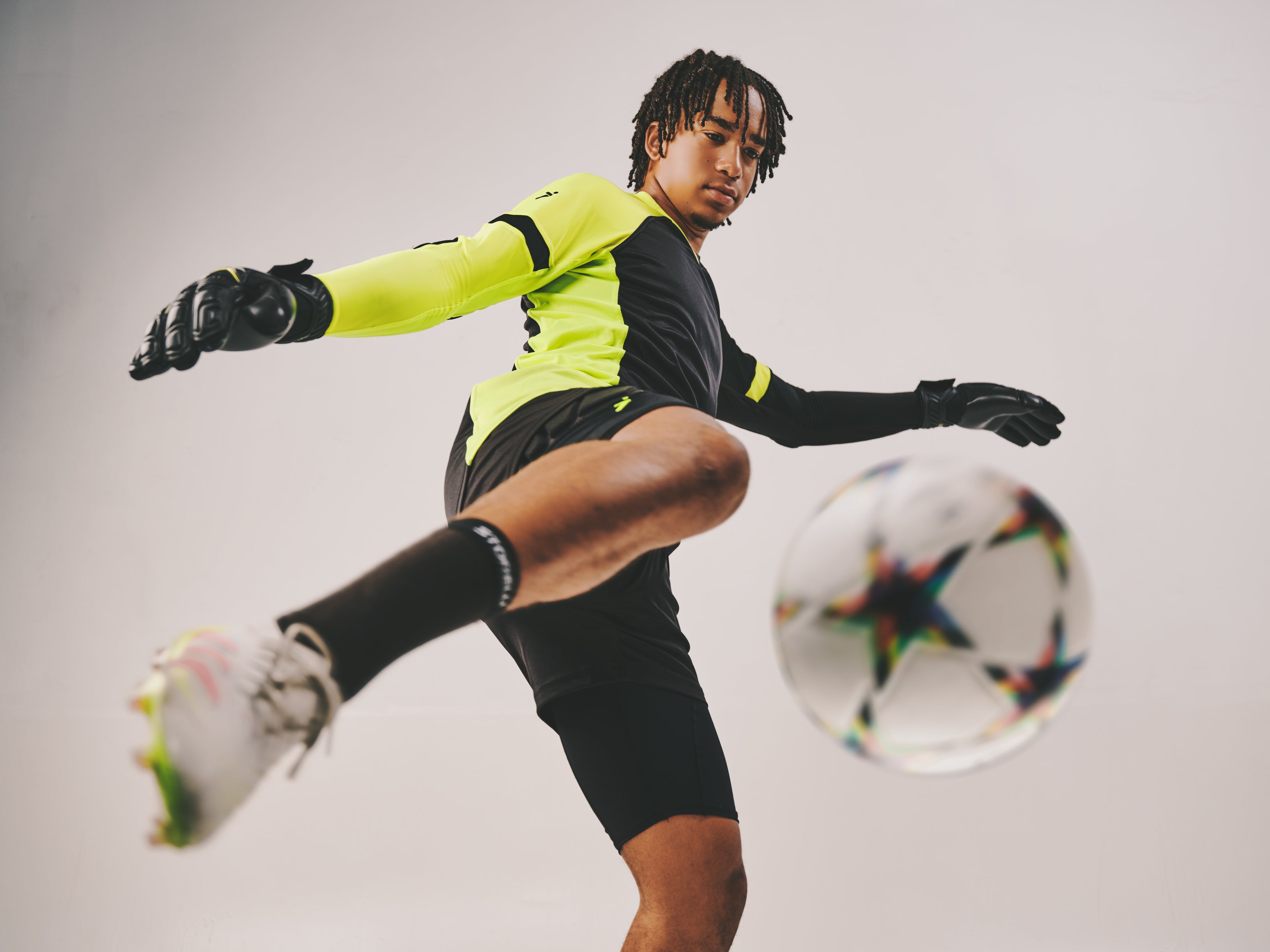Storelli | Soccer gear to reduce injuries, improve performance